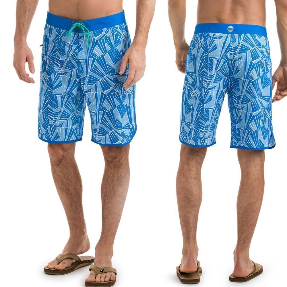 Vineyard Vines Men's Blue Abstract Palms Board Shorts - Size 36 - EUC